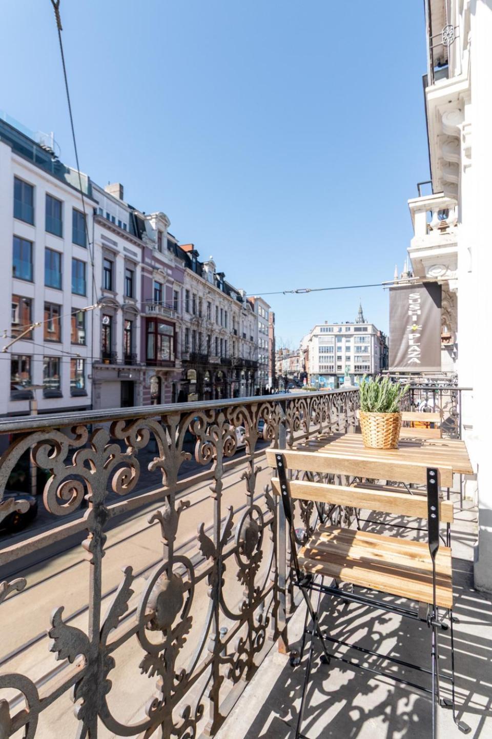 Bright, Spacious Apartments & Perfectly Located In The Heart Of 헨트 외부 사진