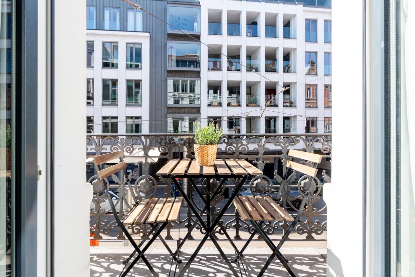 Bright, Spacious Apartments & Perfectly Located In The Heart Of 헨트 외부 사진